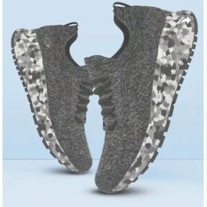 BOBS from Skechers Black Brindle Stretch Sneakers-9M